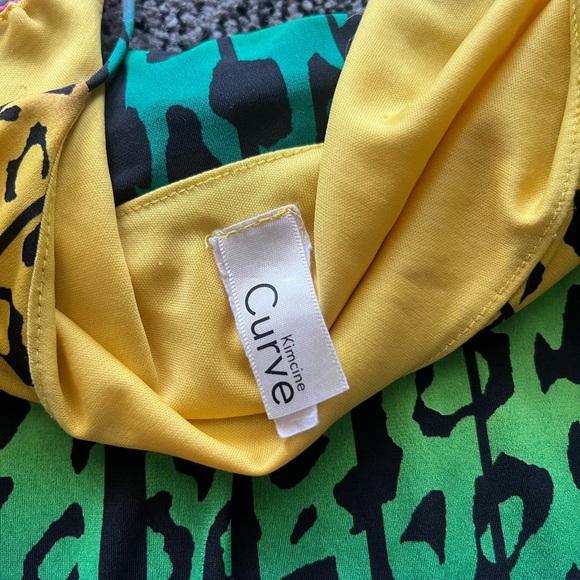 Assorted Multi Occasion Party And Casual 4 PC Dress Bundle - Picture 3 of 14